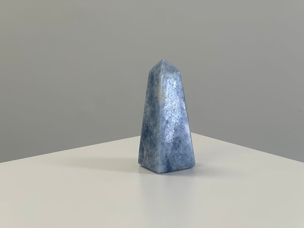 Blue Calcite / Point [1]