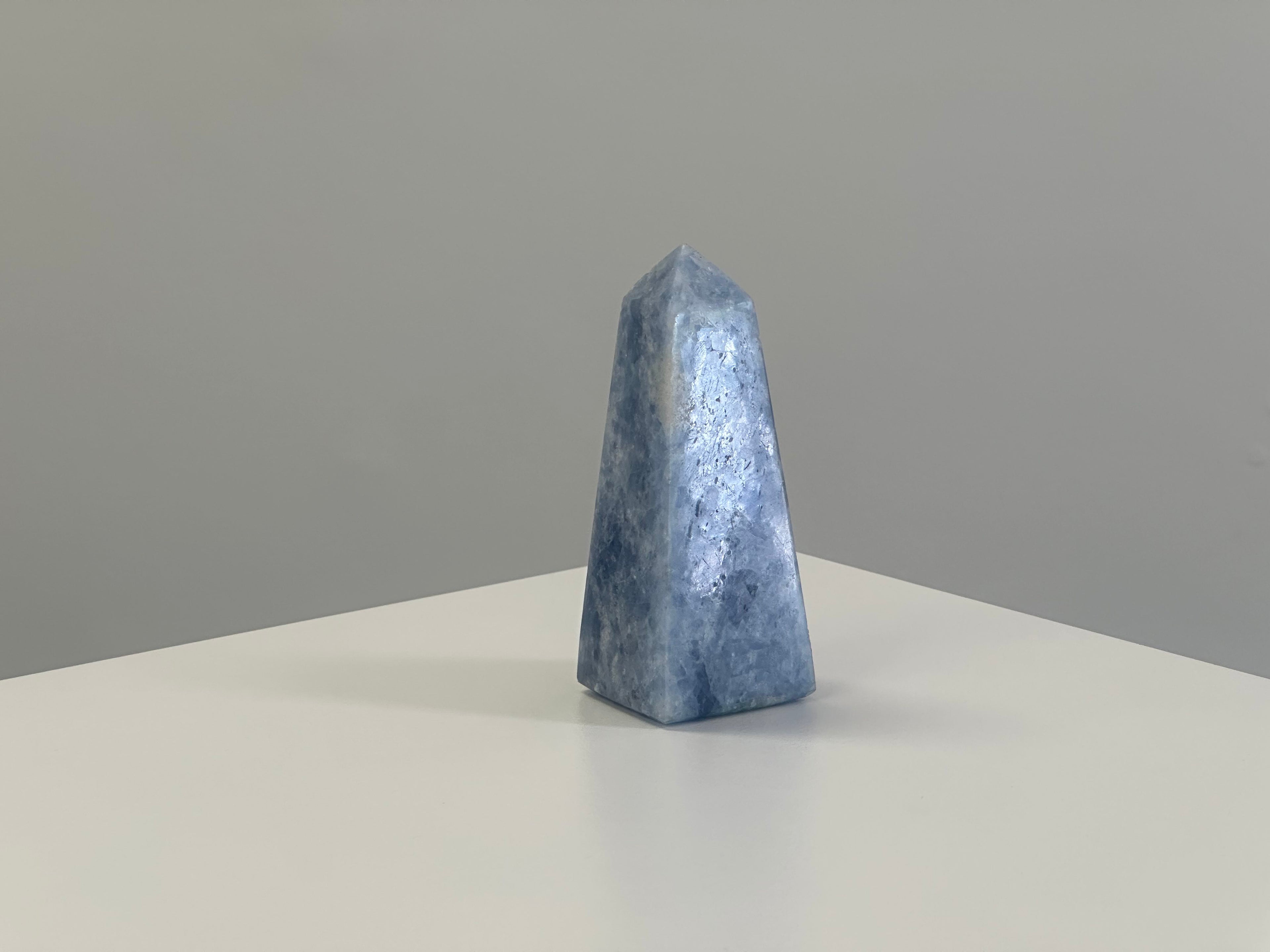 Blue Calcite / Point [1]