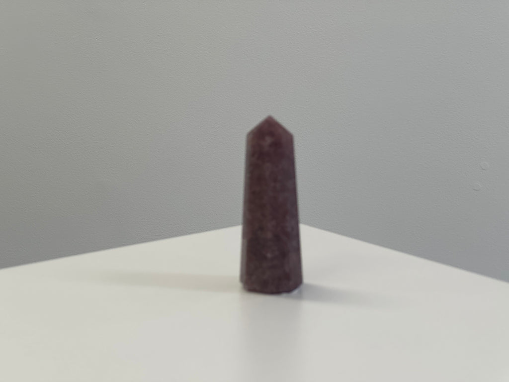 Strawberry Quartz / Point